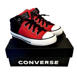 NEW Boys Converse Chuck Taylor All-Star Axel Sneakers size 13